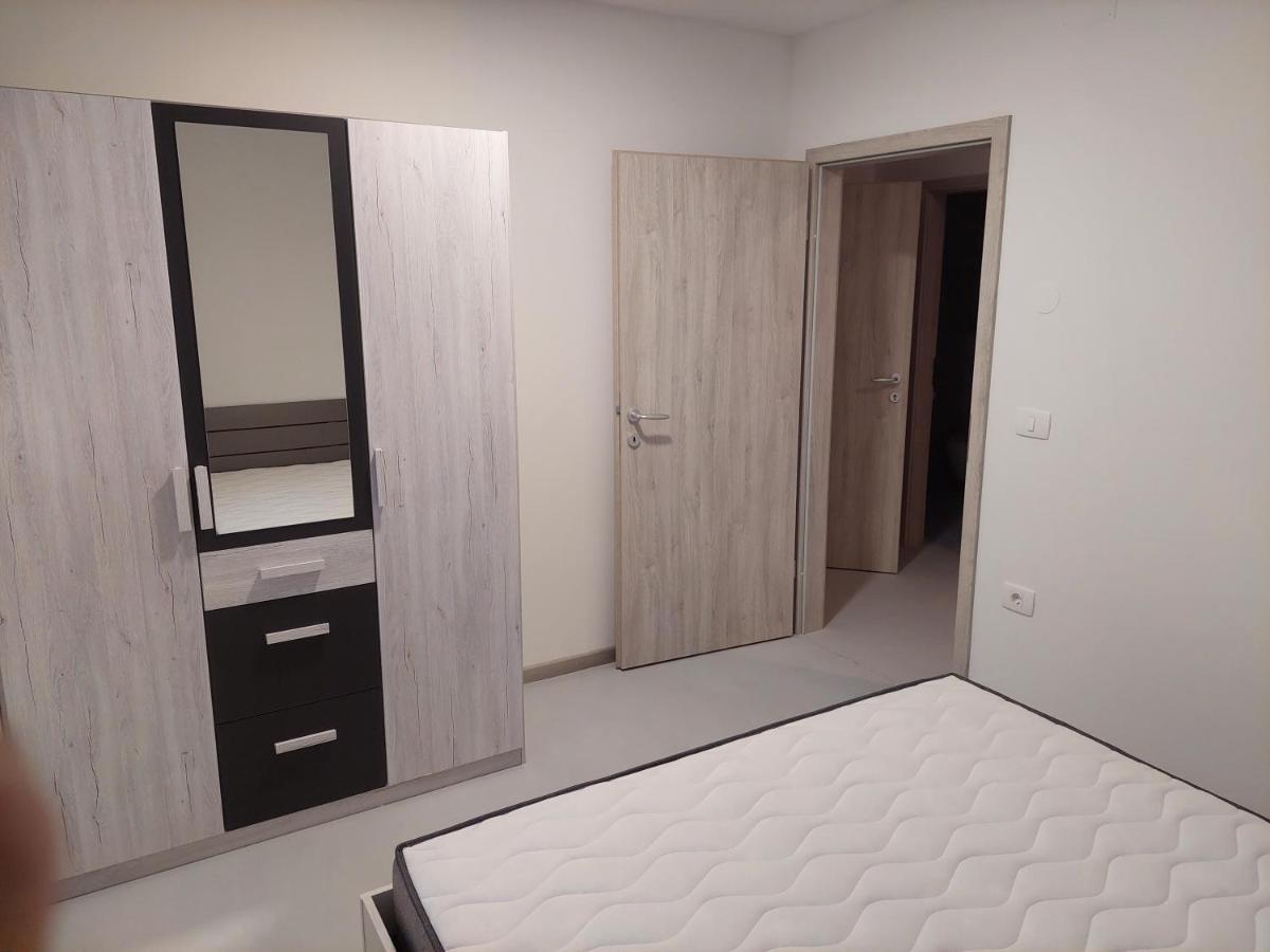 Apartma Rene Izola Exterior photo